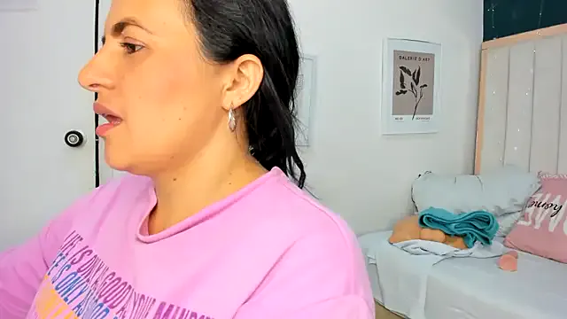 africa_holmes — squirt + cum