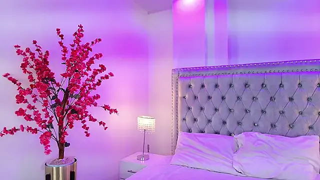 Ahilin_luther — play with saliva in my pussy 