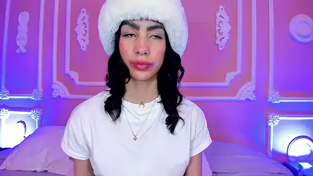 Avatar of aitana_johns