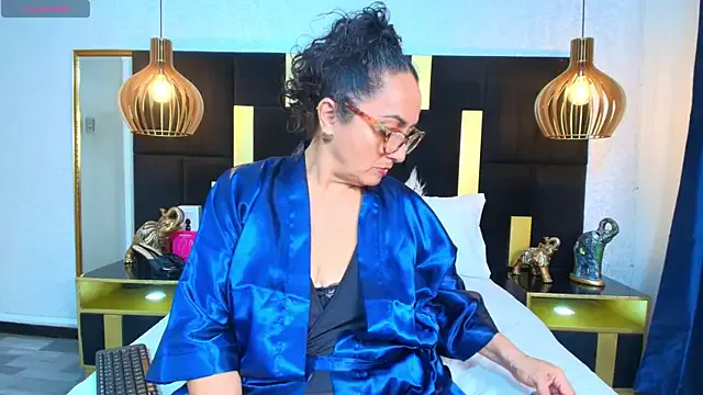 AlessandraLeroy — Taste Pussy Juicy