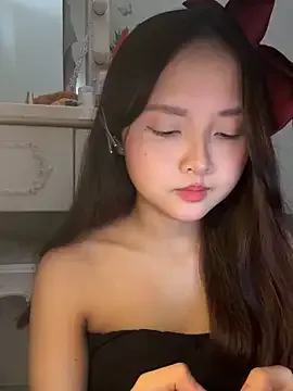 Alice1818 —  love me