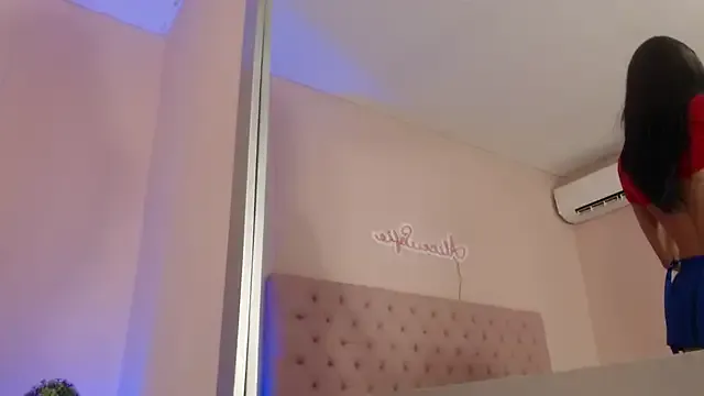 Avatar of alice_sofia