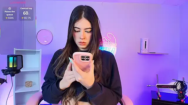 Avatar of Alice_Vixen