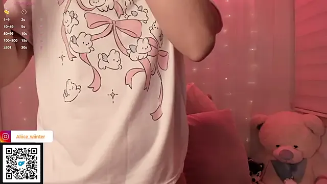 Avatar of Alice_winter_