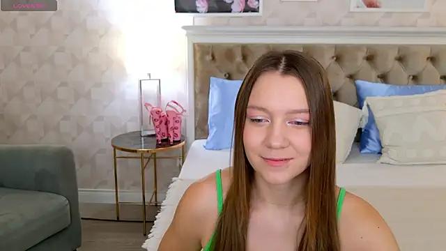 AliceBrayan from StripChat is Freechat