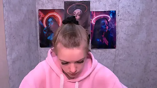 Avatar of AliceFlirtt_