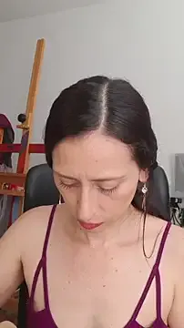 AliceRossi — Feel my body shiver with your tips