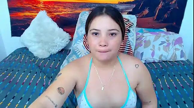 alicia_milk_13 from StripChat is Freechat