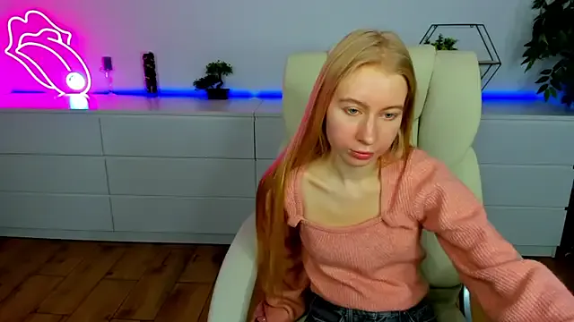 Avatar of Alina_Blonde