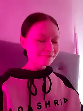 Alino4ka_Sexy — Show pussy close up