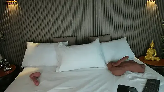 AlisonBeckerr_ — show tits