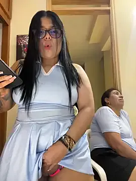 alissonfernandez_ — Nana shows her tits