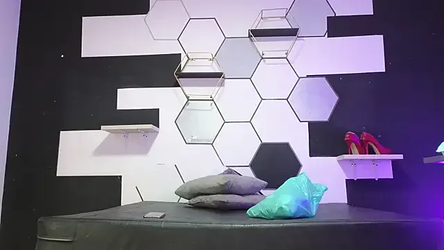 Avatar of alondrabigtits