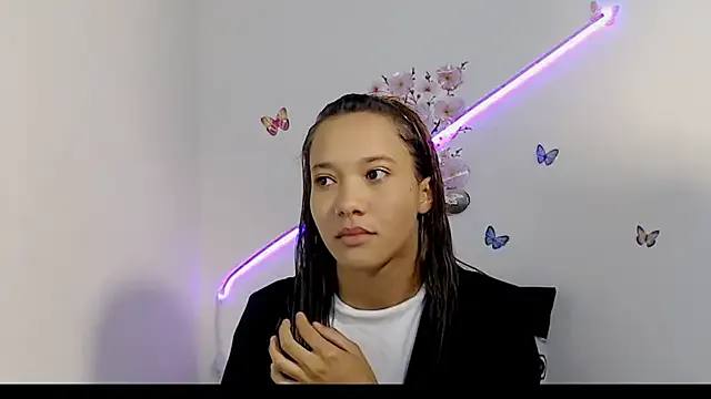 AMARYXS — DOBLE PENETRACION EN CUATRO... ORGASMO!