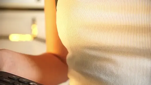 Avatar of ambar_rosse25