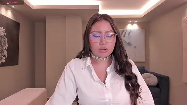 AmberLewis_ from StripChat is Freechat