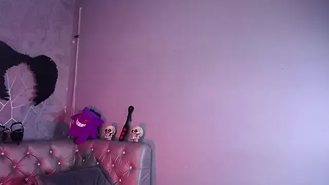 amelierouss — Spit my Tits and milk