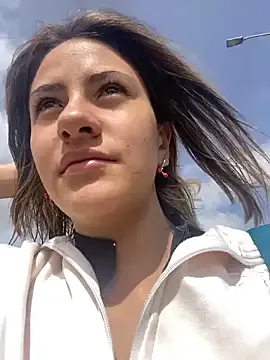 Andrea_19blonde — Hey naked oil