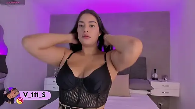 andreanix — SHOW RIDE DILDO IN SQUATS