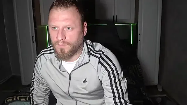 ANGELALEXYNO2024 — hard cock jerk on body..tip is apreciate