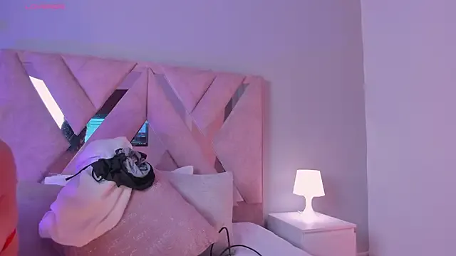 Avatar of angelica_cross_