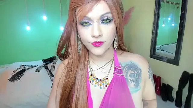 Avatar of angelina_james_