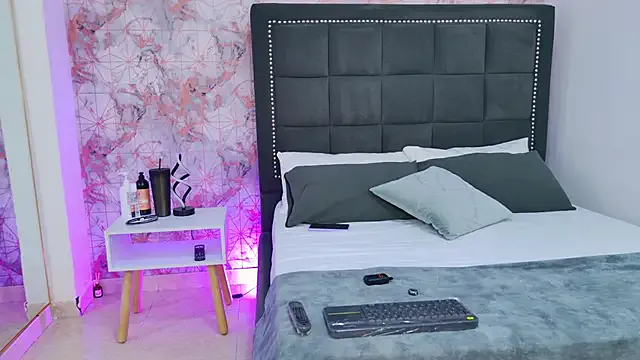 Angelique_Angell — Make me vibrate my big tits