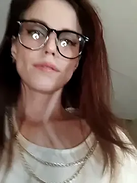 Angie_meow — Flash tits