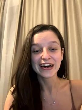 AnnaHarperX from StripChat is Freechat