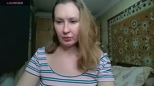 AnnaXLovers — Freechat on StripChat