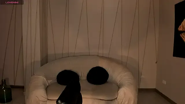 Avatar of AnnieMonroe1