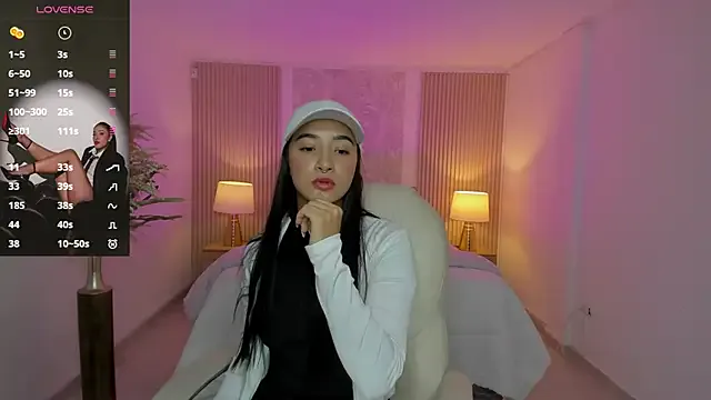 Antonella_Grayy — play finger pussy