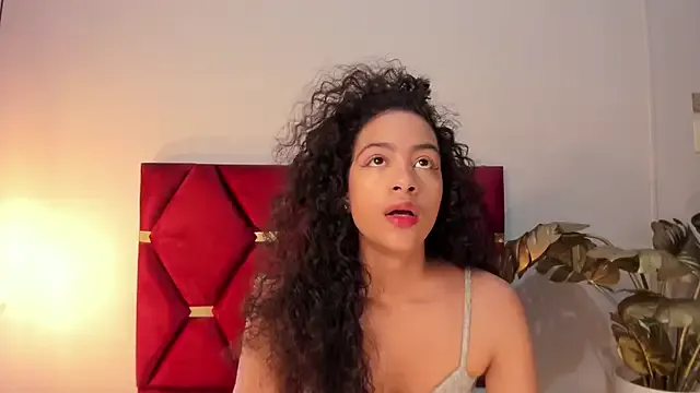 Avatar of AntonellaHall_