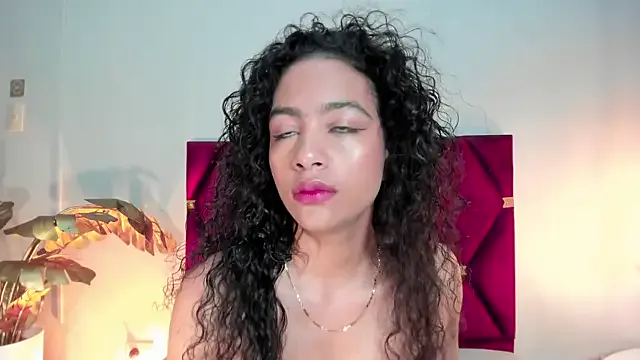 Avatar of AntonellaHall_