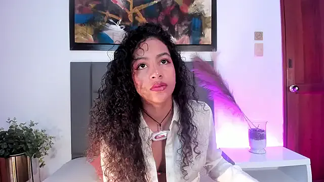 Avatar of AntonellaHall_