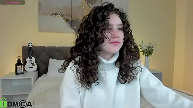 Avatar of Ariella_Sol