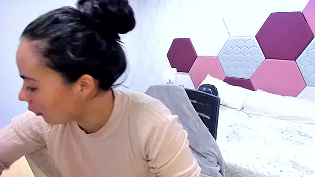 Avatar of ArielleWilde