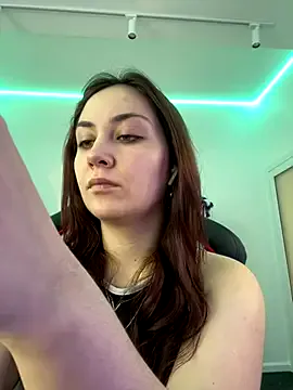 AshleySkott_ — Suck fingers