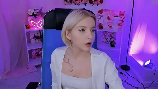 Avatar of AuroraWrenfield