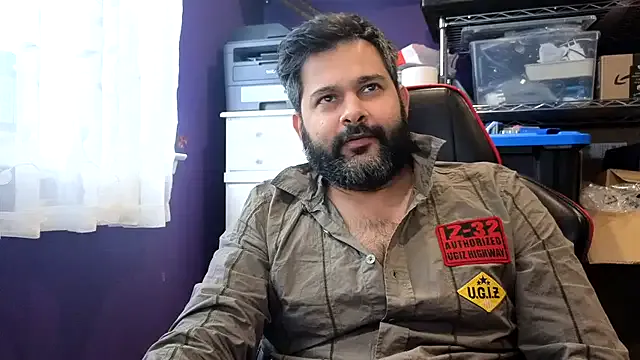 Bad_bearded_dad — doggy pose (asshole) 