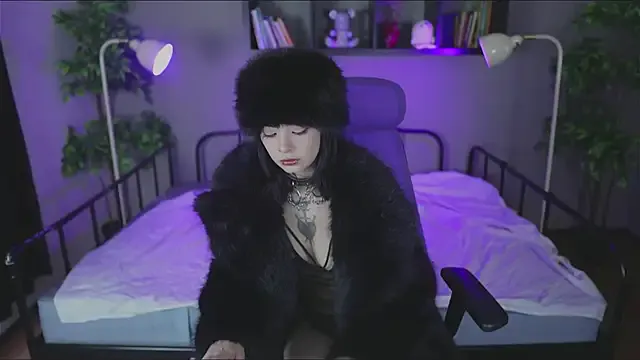 Bayonetta_doll — Flash tits