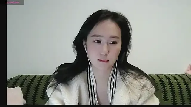 Belinda66 — Freechat on StripChat