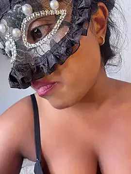 Bella_Luna18 — Pompino