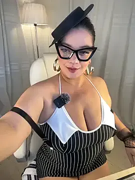 best_secret — WELCOME BACK LEILA!!