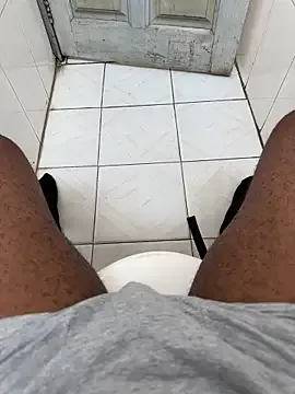 Black-mamba-madingo — Risky  dick flash in public washroom