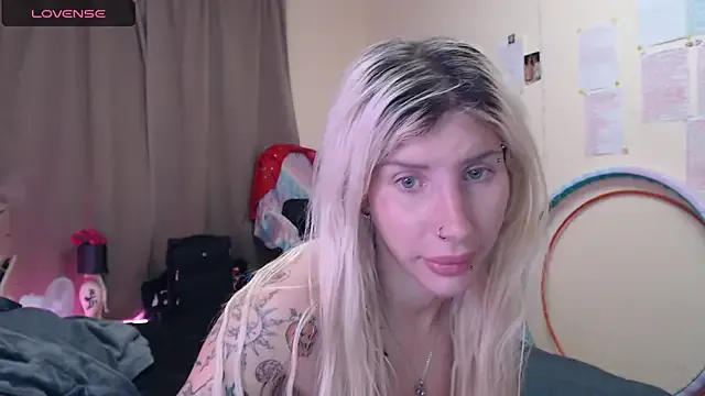 Avatar of BLACKPeonyy