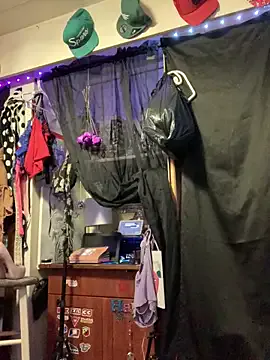 Avatar of blondebarbiebae