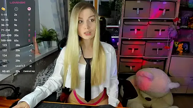 blondie_lina — slap ass