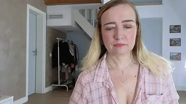 Avatar of Blue_Angel_Sweet