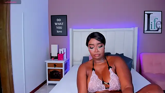 Britanymooree — Flash Tits